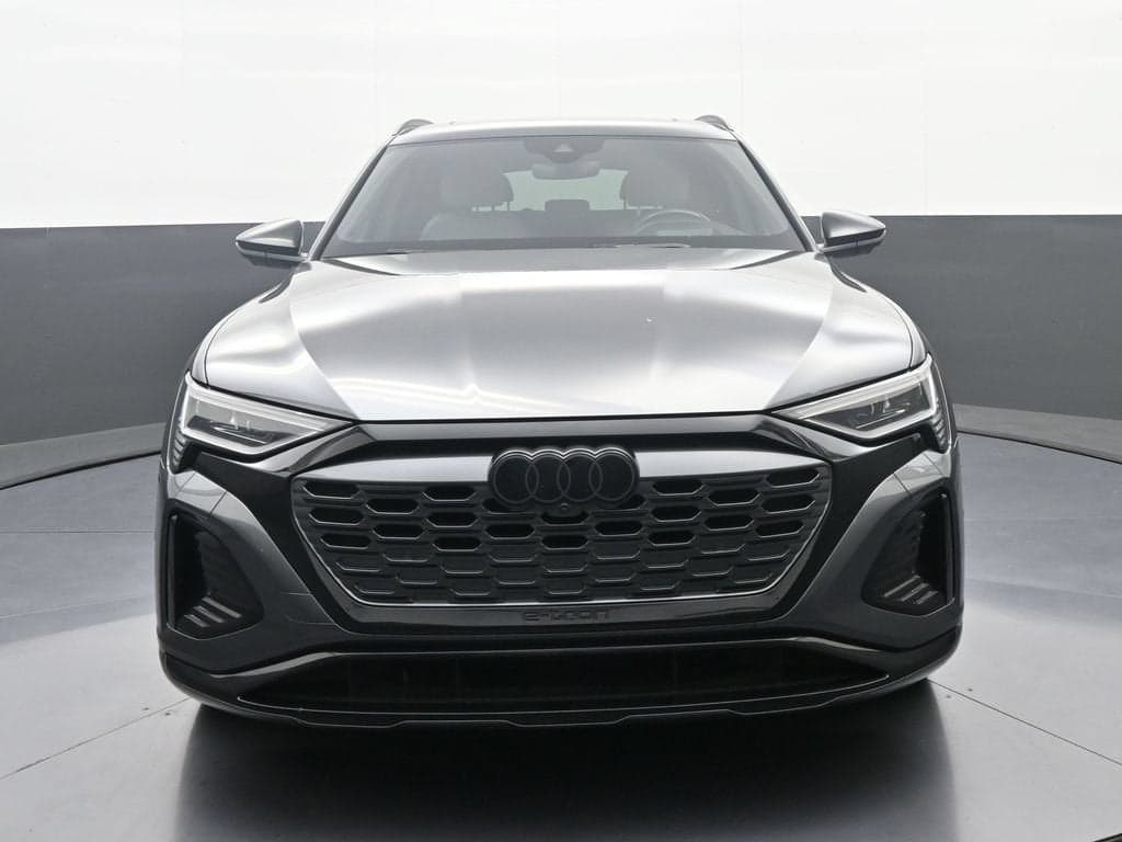 2024 Audi Q8 e-tron Prestige — photo 1 of 5