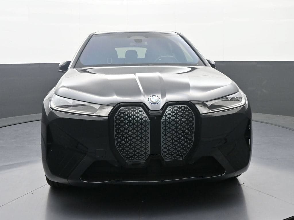 2024 BMW iX xDrive50 — photo 1 of 5