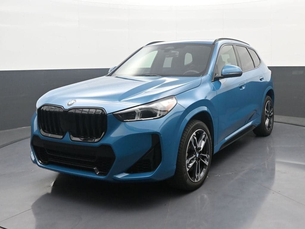 2025 BMW X1 xDrive28i — photo 1 of 44
