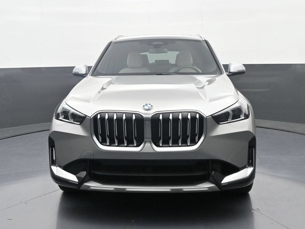2024 BMW X1 xDrive28i — photo 1 of 5