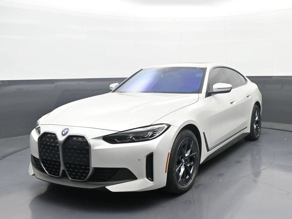 2023 BMW i4 eDrive35 — photo 1 of 43