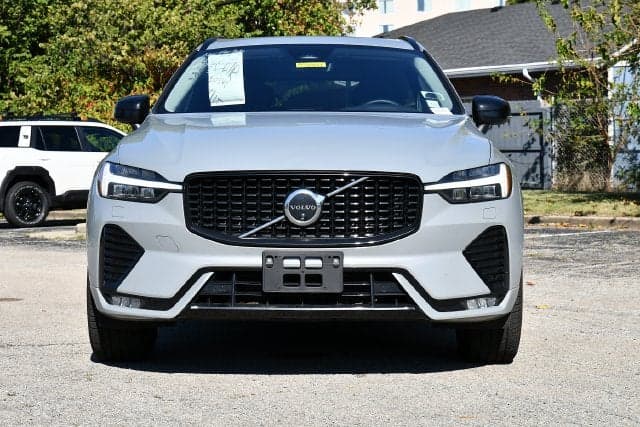 2024 Volvo XC60 Base — photo 1 of 5