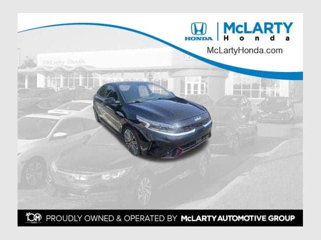 2022 Kia Forte GT — photo 1 of 16
