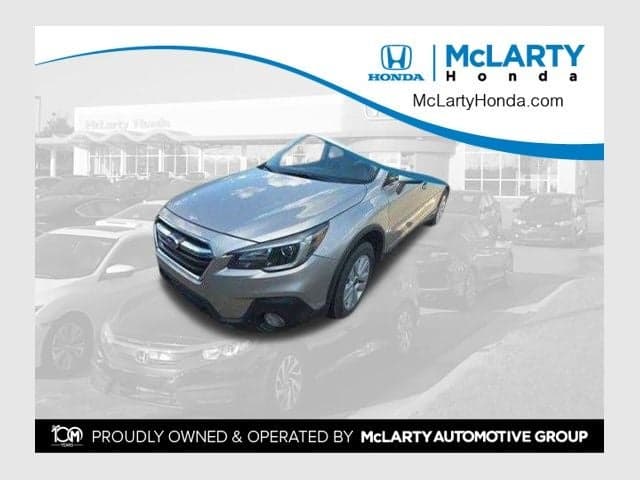2018 Subaru Outback Premium — photo 1 of 13