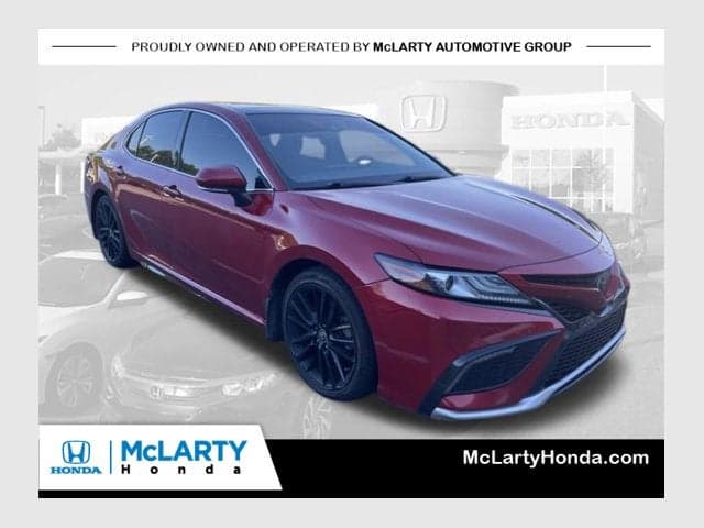 2022 Toyota Camry XSE — photo 1 of 5