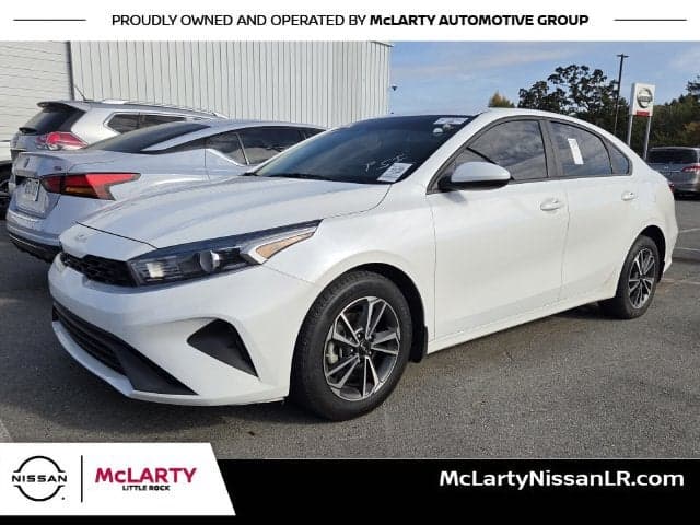 2024 Kia Forte LXS — photo 1 of 5