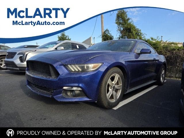 2016 Ford Mustang EcoBoost Premium — photo 1 of 10
