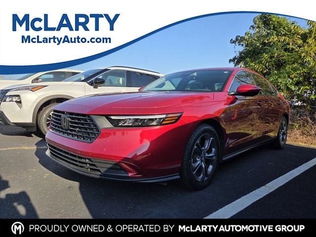 2023 Honda Accord Sedan EX — photo 1 of 10