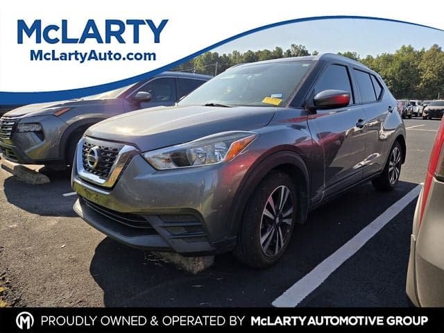 2018 Nissan Kicks SV — photo 1 of 10