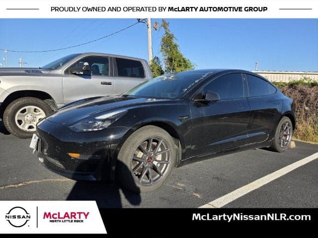 2021 Tesla Model 3 Standard Range Plus — photo 1 of 5