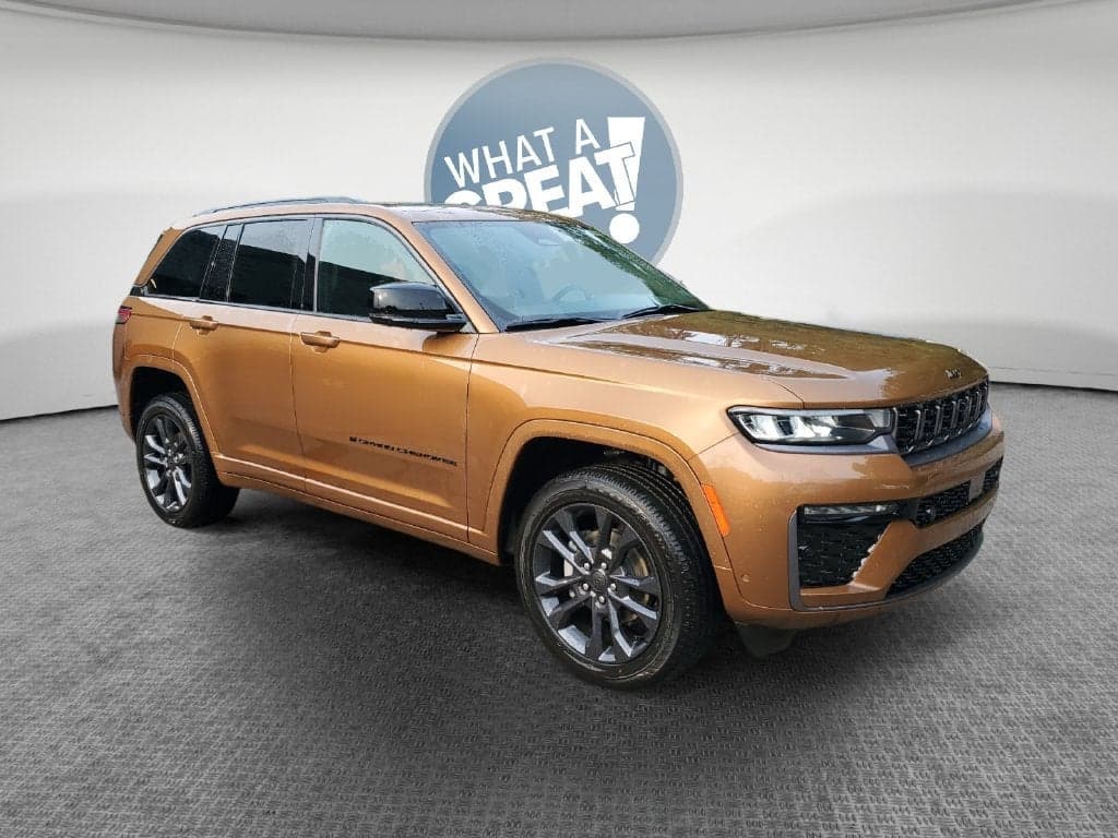 2026 Jeep Grand Cherokee Limited Reserve — photo 1 of 5
