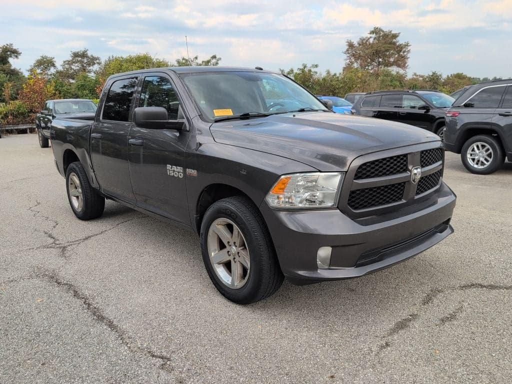 2017 RAM 1500 Express — photo 1 of 6