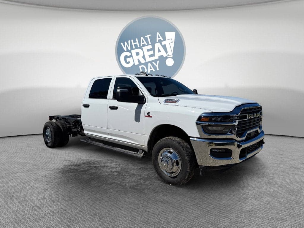 2027 RAM 3500 Base — photo 1 of 32