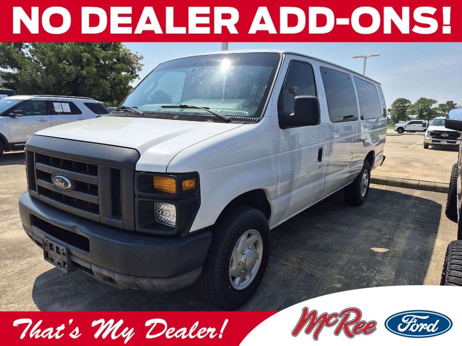 2009 Ford Econoline Wagon XLT — photo 1 of 12