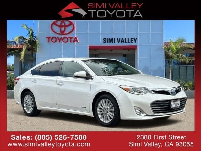 2015 Toyota Avalon Hybrid Limited — photo 1 of 6