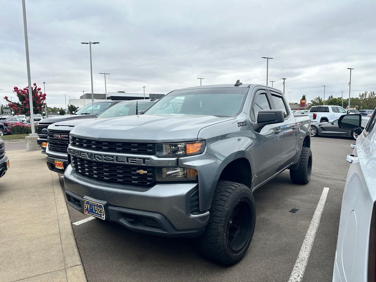 2022 Chevrolet Silverado 1500 LTD Custom — photo 1 of 5