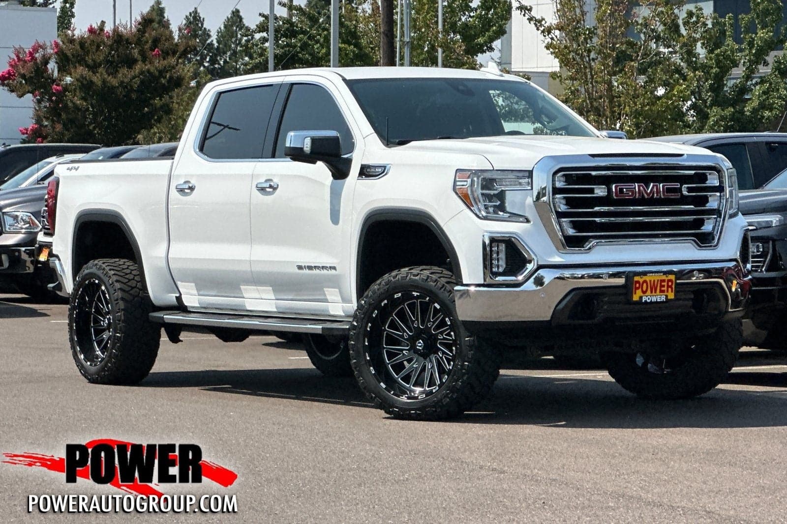 2020 GMC Sierra 1500 SLT — photo 1 of 39