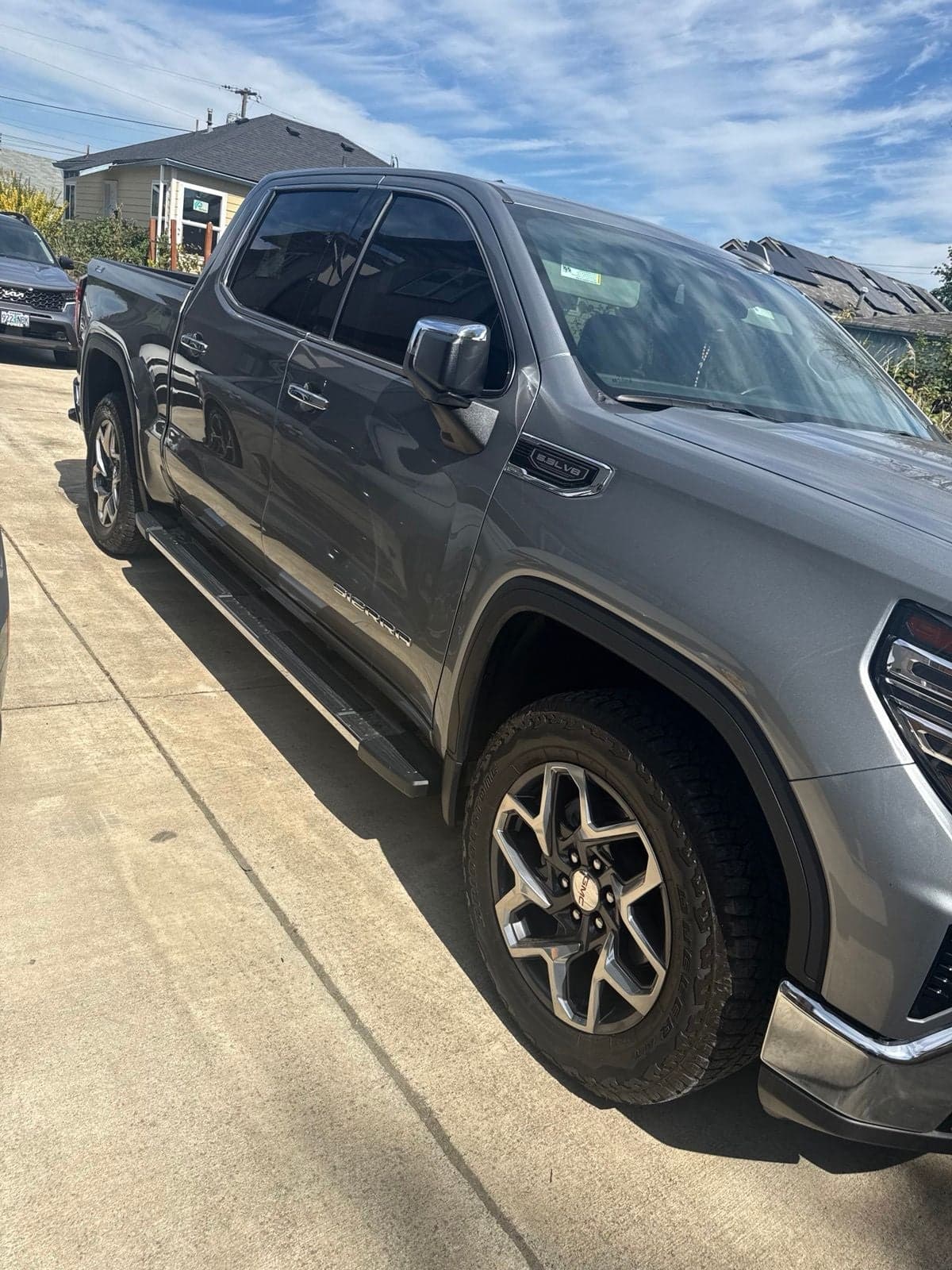 2023 GMC Sierra 1500 SLT — photo 1 of 5