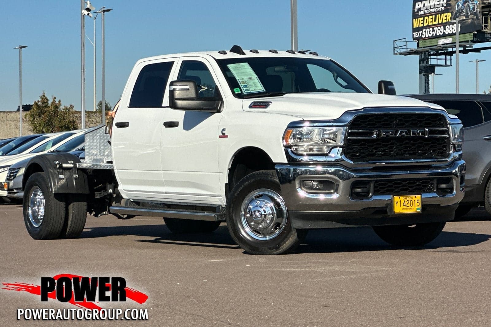 2024 RAM 3500 Tradesman — photo 1 of 5