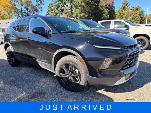 2025 Chevrolet Blazer 2LT — photo 1 of 2
