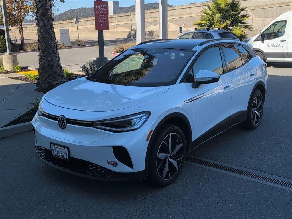 2023 Volkswagen ID.4 Pro S — photo 1 of 5