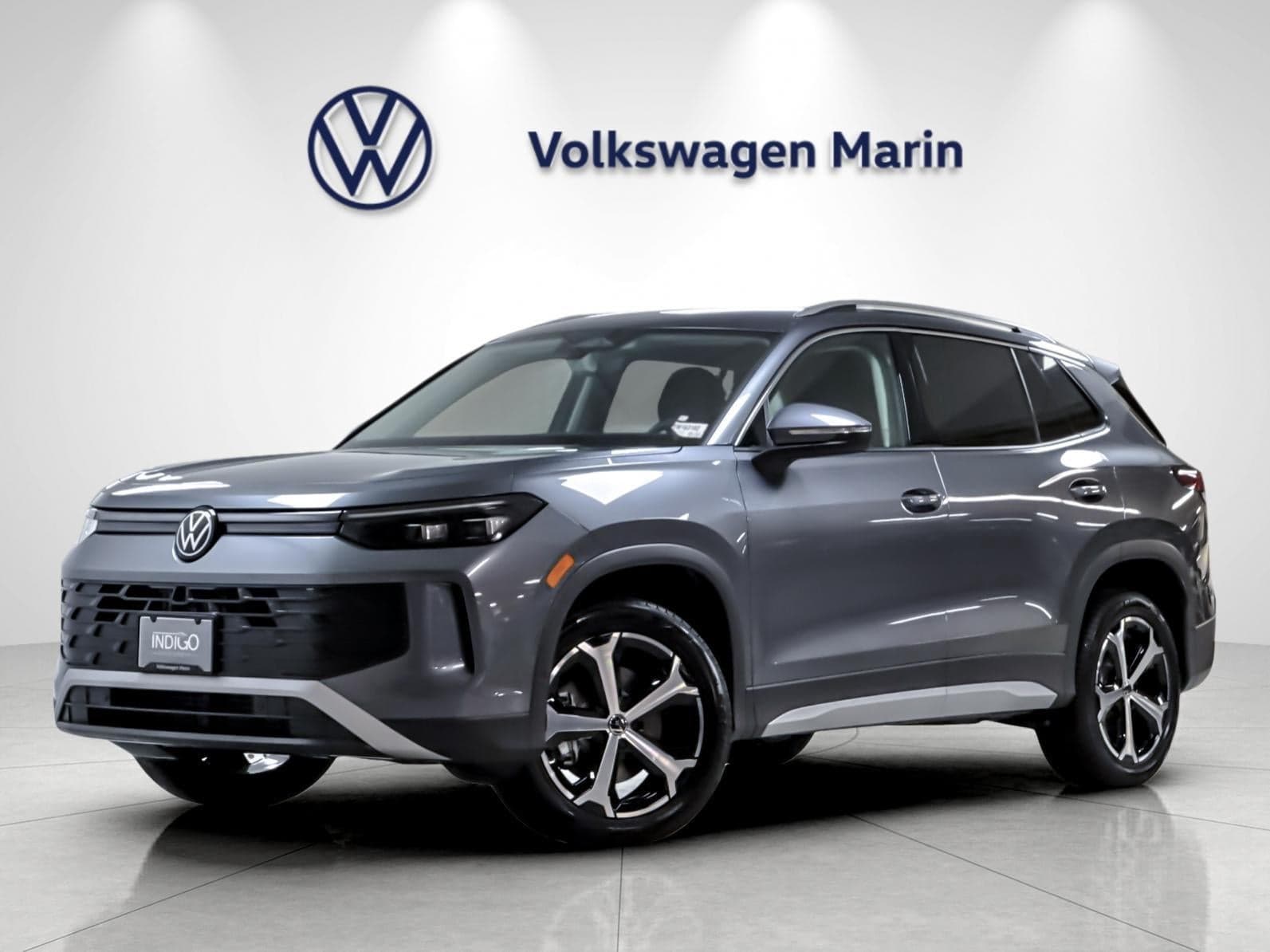 2026 Volkswagen Tiguan SE — photo 1 of 27