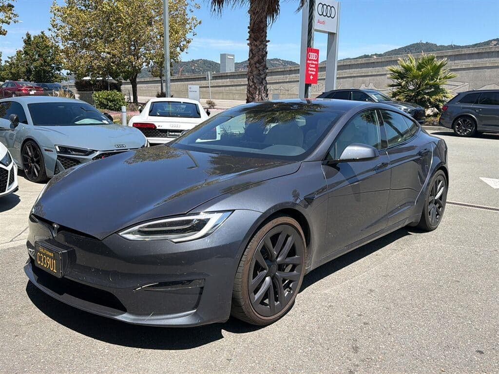 2021 Tesla Model S Long Range — photo 1 of 14