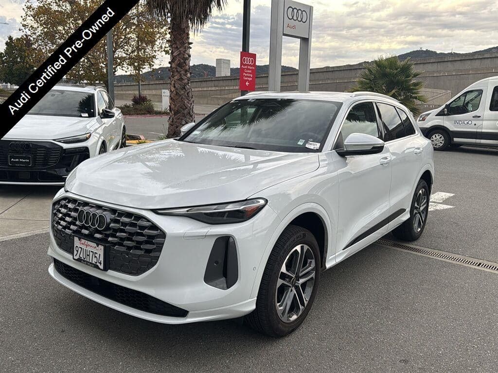 2026 Audi Q5 Premium — photo 1 of 5