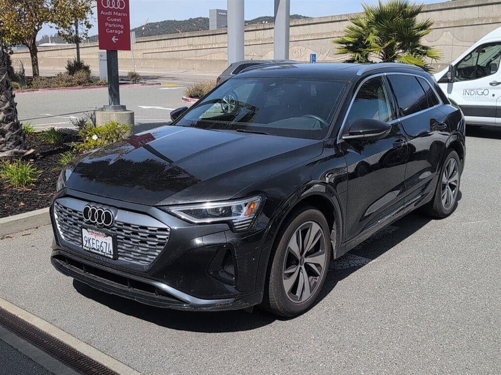 2024 Audi Q8 e-tron Premium Plus — photo 1 of 5