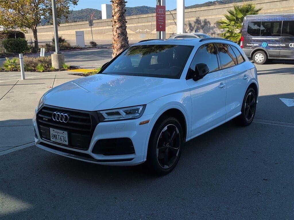2019 Audi SQ5 Premium Plus — photo 1 of 17