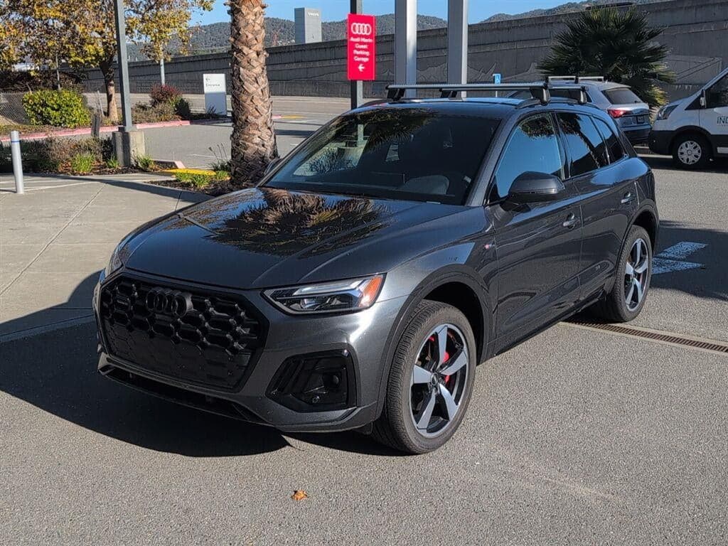 2024 Audi Q5 S line Premium Plus — photo 1 of 5