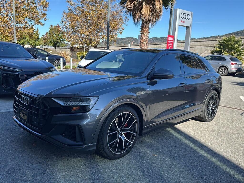2019 Audi Q8 Prestige — photo 1 of 5