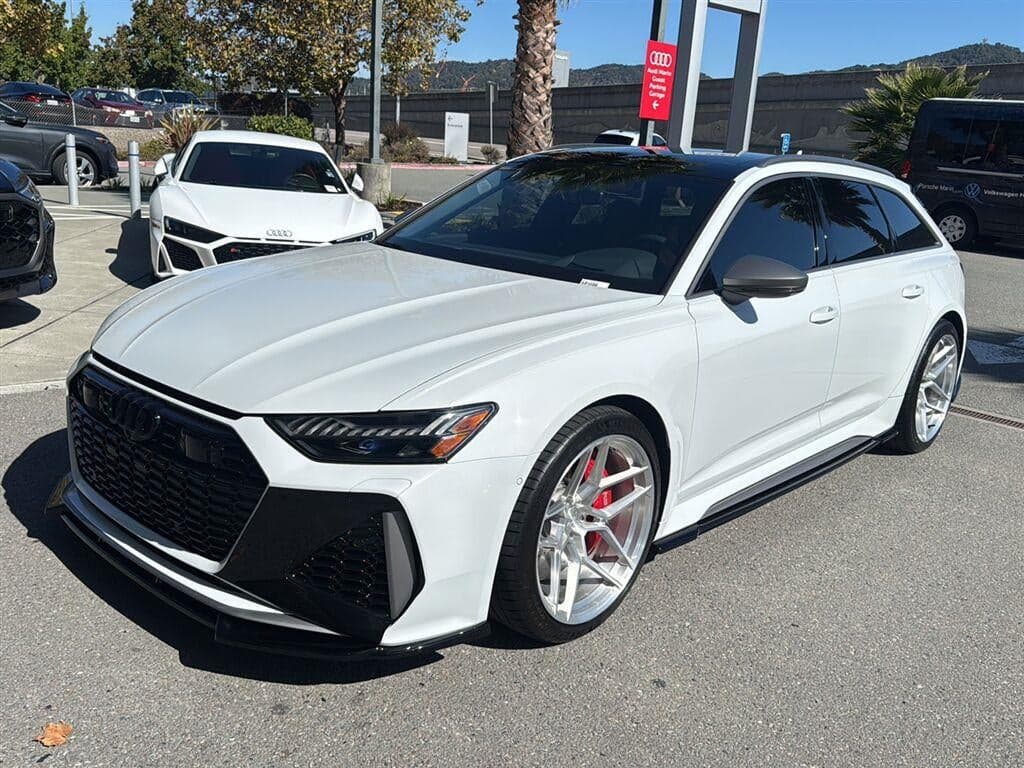 2025 Audi RS 6 Avant performance — photo 1 of 16