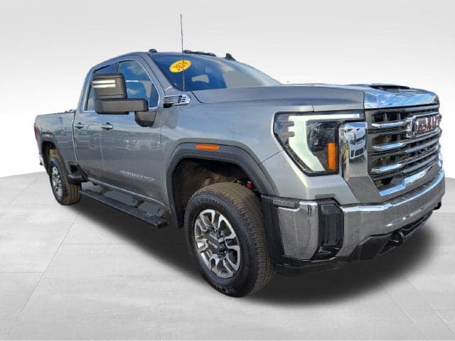 2024 GMC Sierra 2500HD SLE — photo 1 of 5