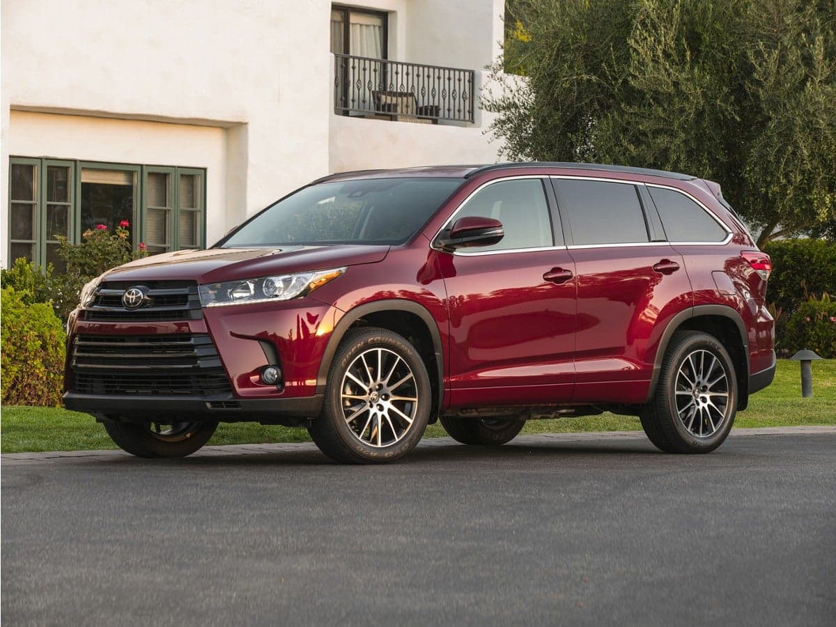 2019 Toyota Highlander XLE — photo 1 of 5