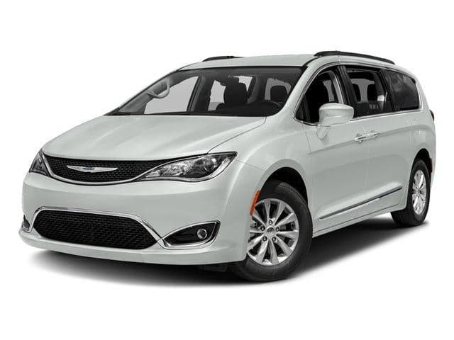 2017 Chrysler Pacifica Touring-L Plus — photo 1 of 27