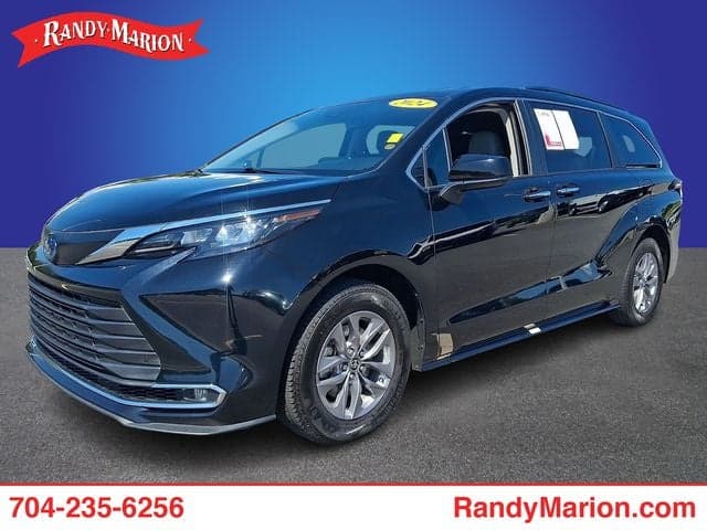 2024 Toyota Sienna XLE — photo 1 of 41
