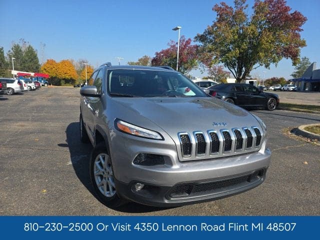 2015 Jeep Cherokee Latitude — photo 1 of 5