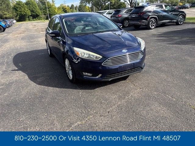 2017 Ford Focus Titanium — photo 1 of 38