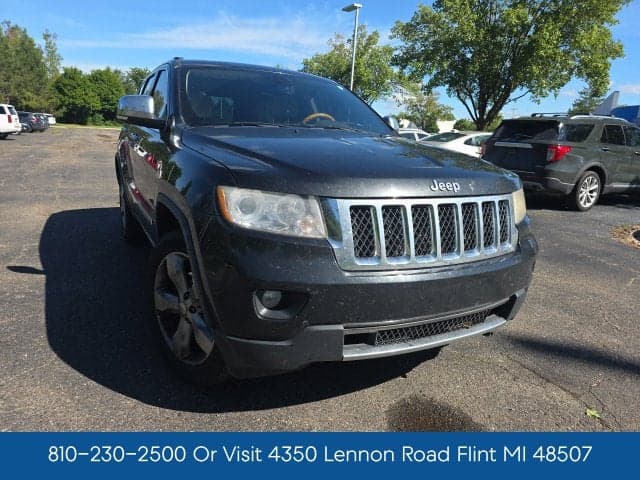 2011 Jeep Grand Cherokee Overland — photo 1 of 27