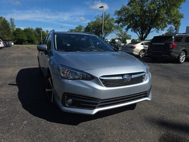 2020 Subaru Impreza Premium — photo 1 of 34