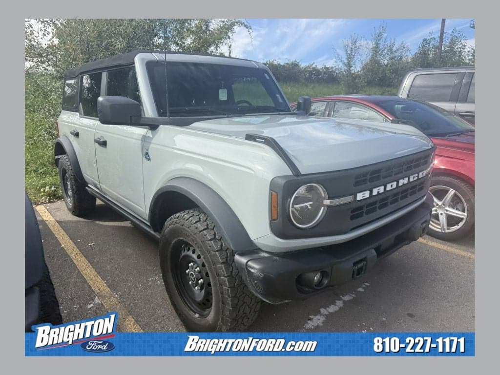 2023 Ford Bronco Black Diamond — photo 1 of 14