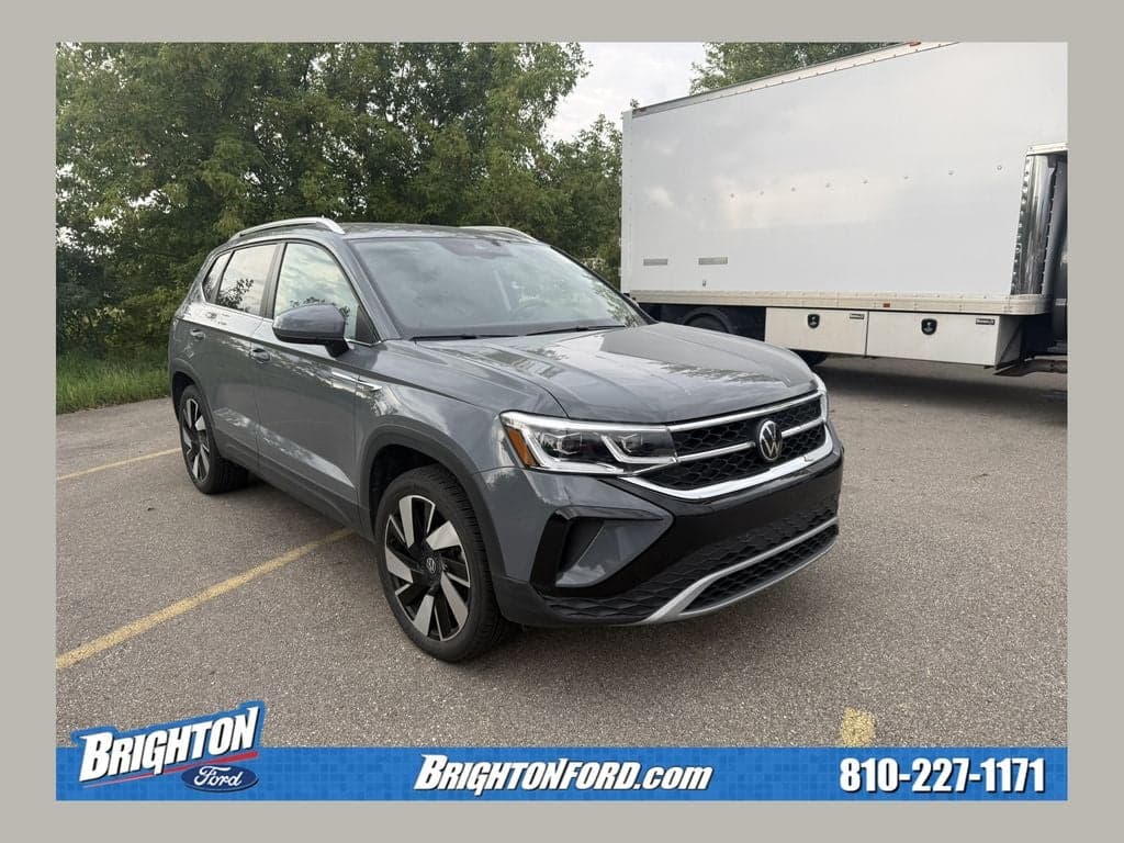 2024 Volkswagen Taos SEL — photo 1 of 14