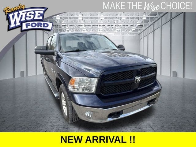 2015 RAM 1500 Base — photo 1 of 5