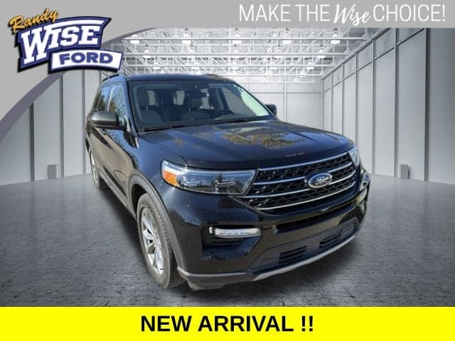2020 Ford Explorer XLT — photo 1 of 5
