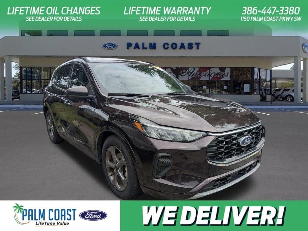 2023 Ford Escape ST-Line — photo 1 of 3