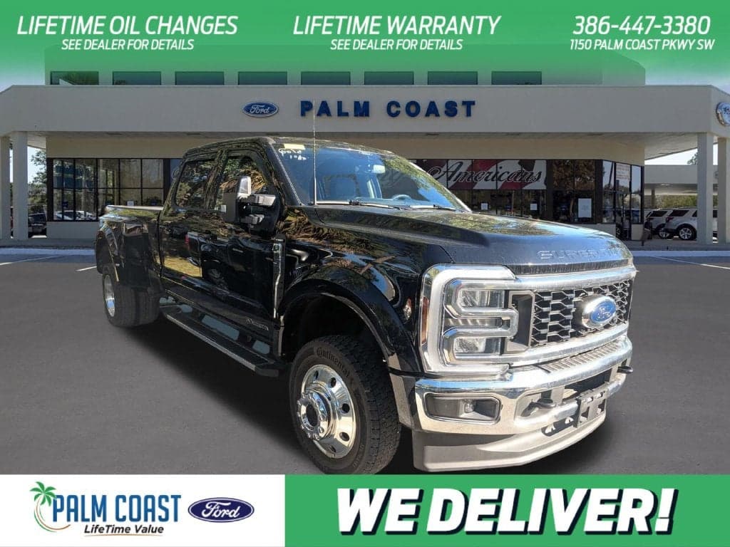 2025 Ford Super Duty F-450 DRW Base — photo 1 of 3