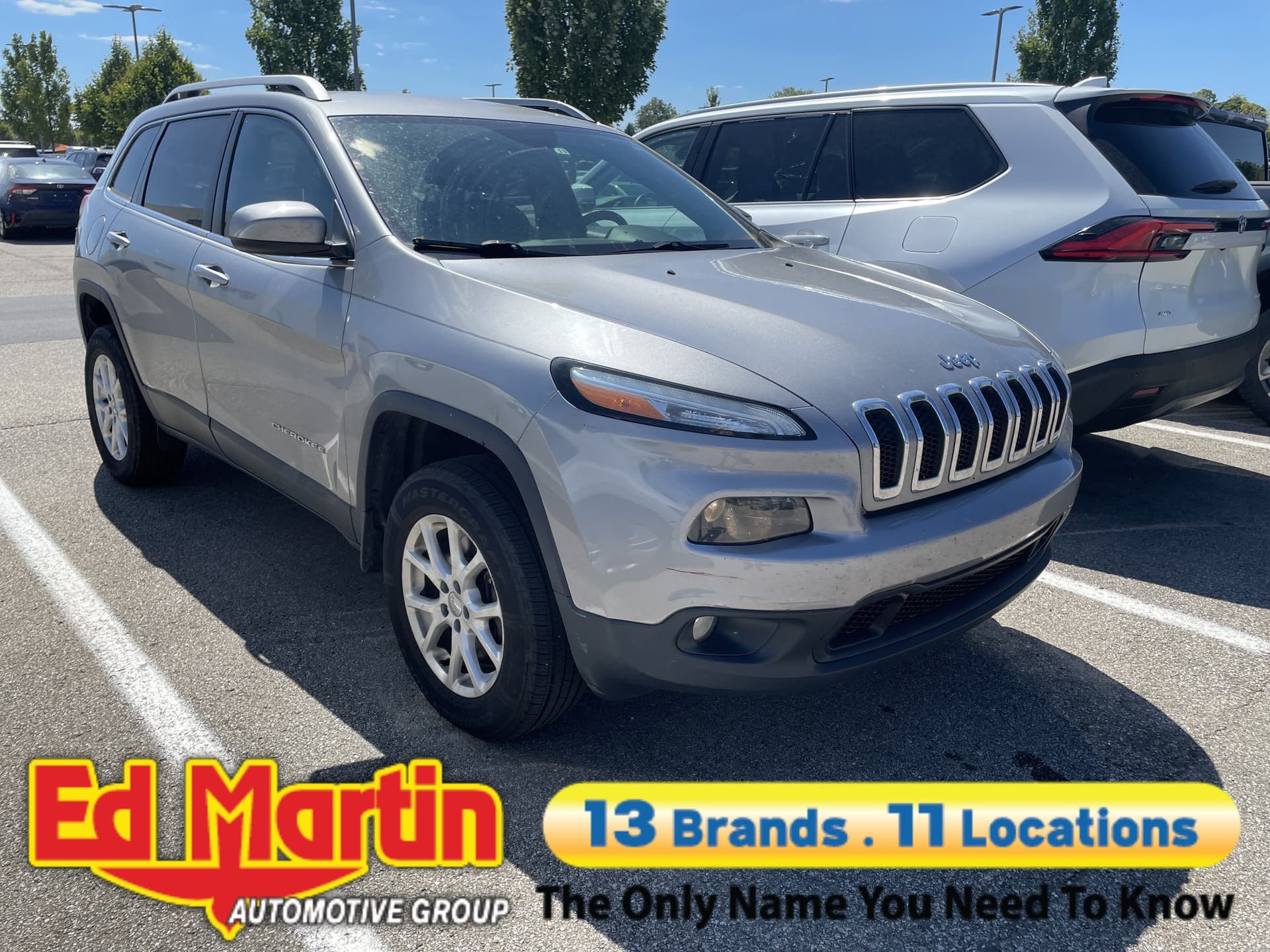 2016 Jeep Cherokee Latitude — photo 1 of 7