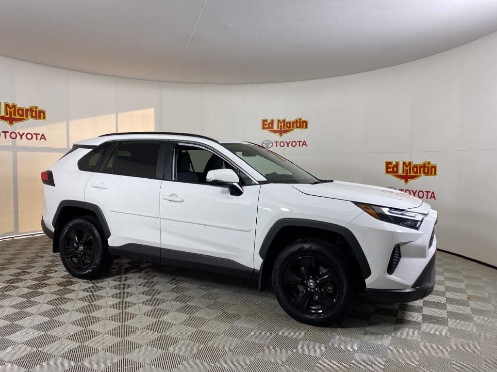 2024 Toyota RAV4 XLE — photo 1 of 5
