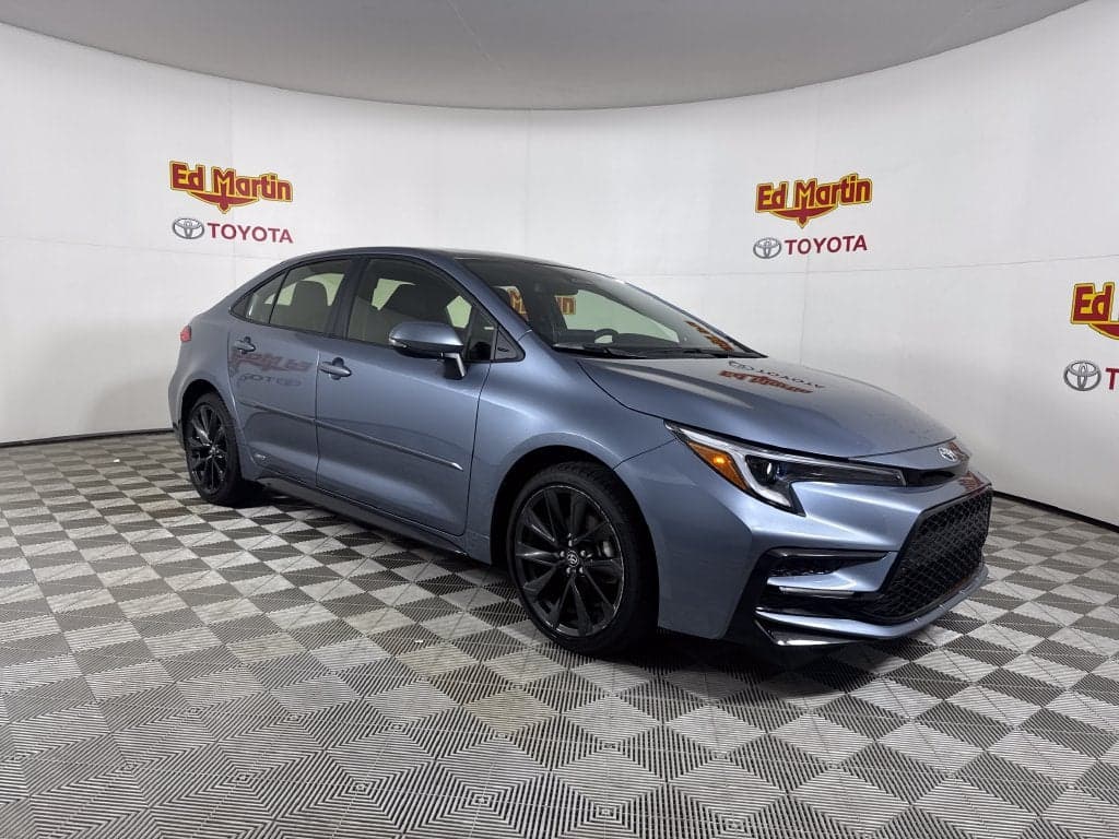 2026 Toyota Corolla Hybrid SE — photo 1 of 5